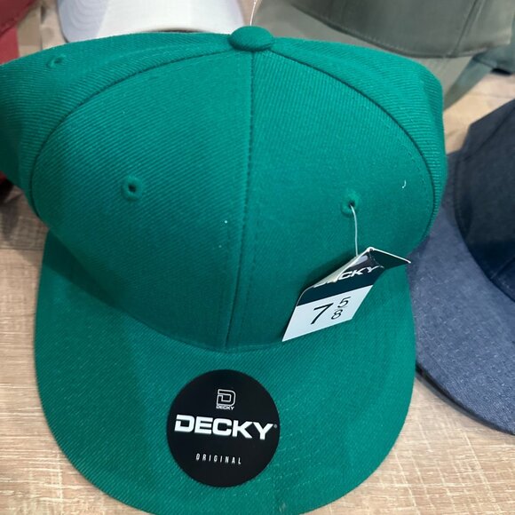 LOT OF 44 NEW BLANK HATS AND VISORS FOR EMBROIDERY VARIETY - Picture 3 of 14